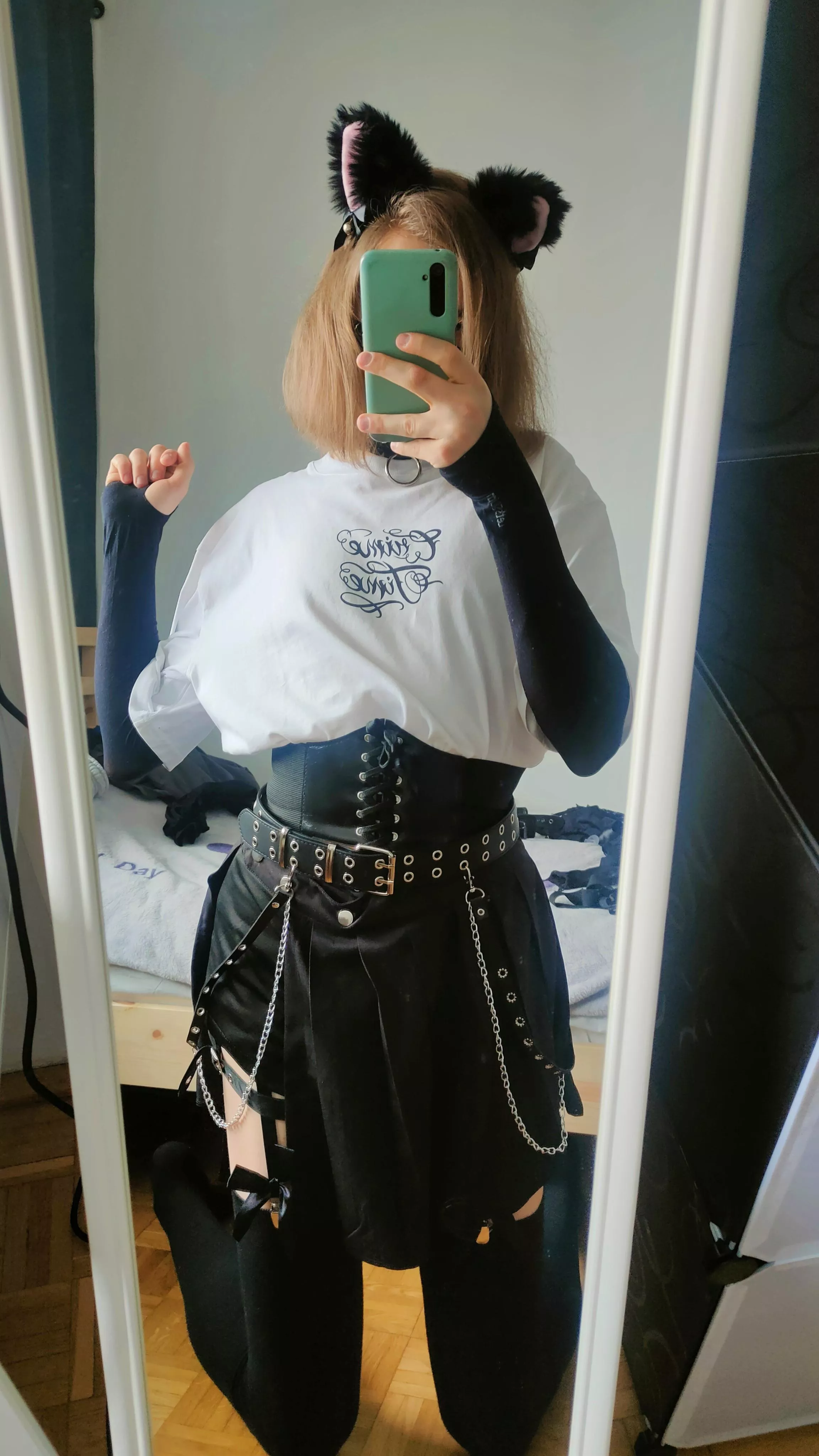 Tried out a new outfit and liked it sooo much :3