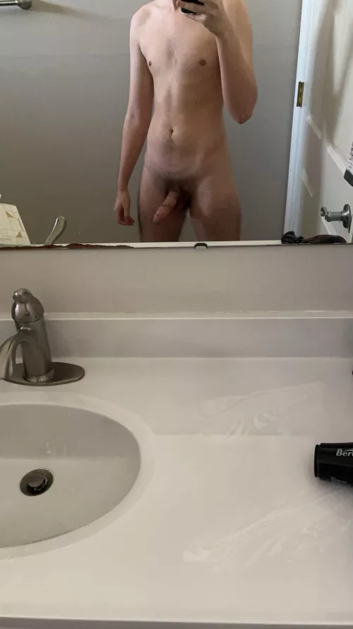 Virgin teen in the bathroom ;)
