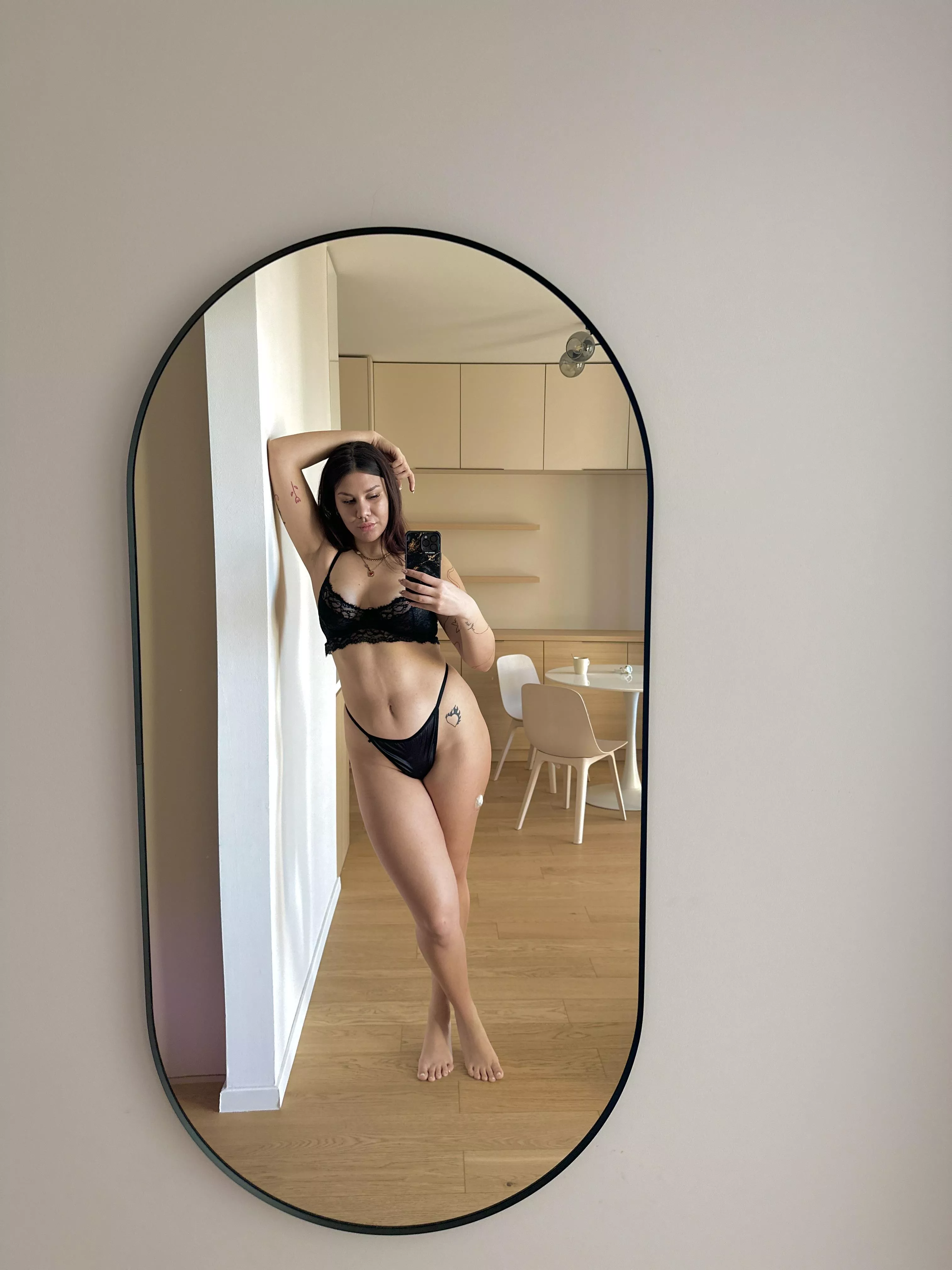 Waiting for you to text me on Onlyfans 🍑 🥵