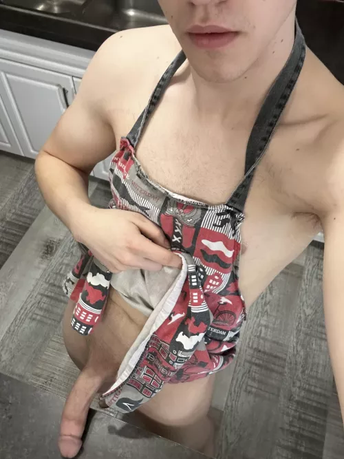 Wanna come bake with me? 😈🎂 