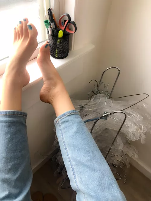 What do you think of the window display today? 👀 