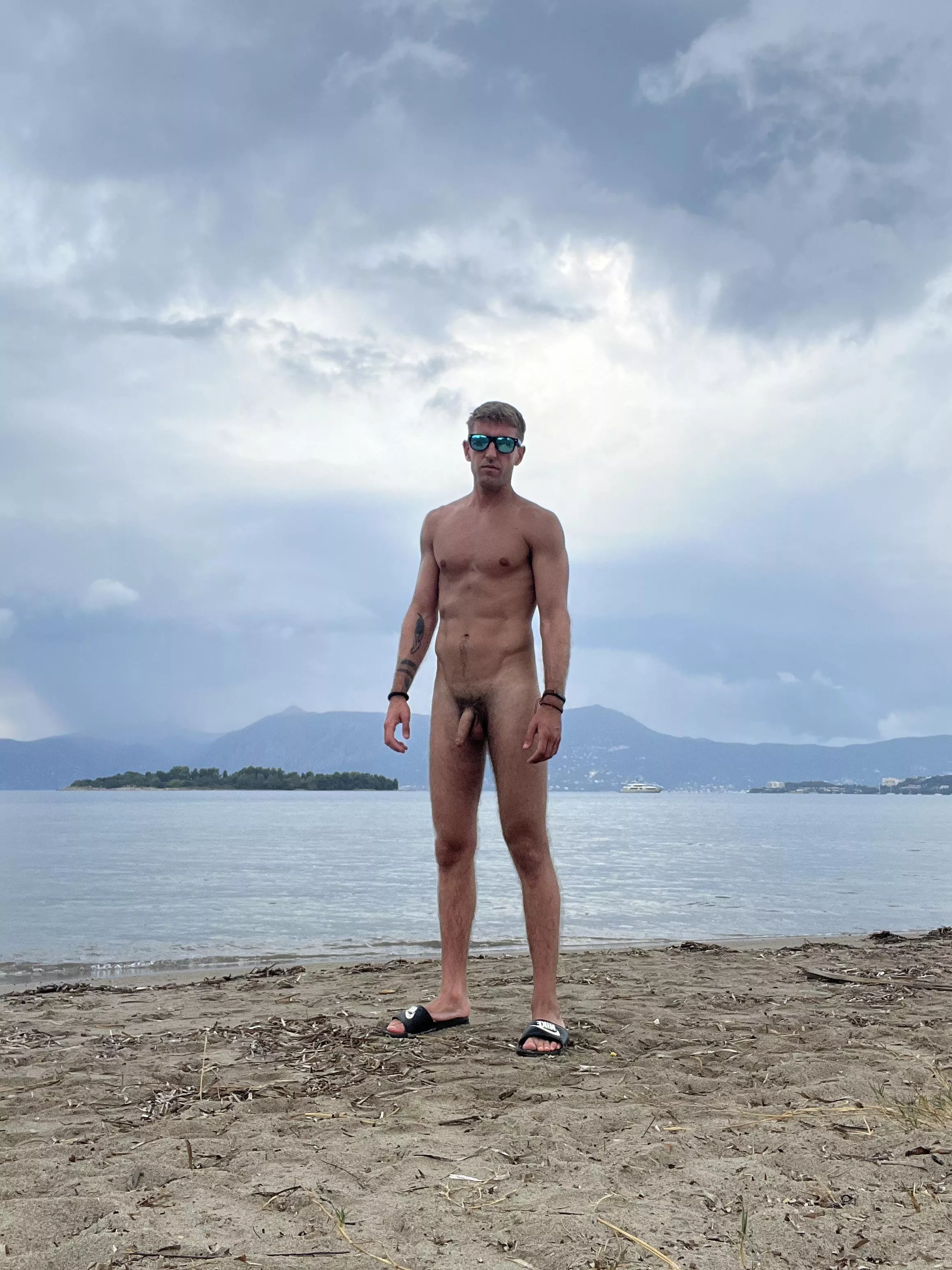 Who’s been to capd agde? I’ll be staying in rene oltra in august and can’t wait. Will be first time. 