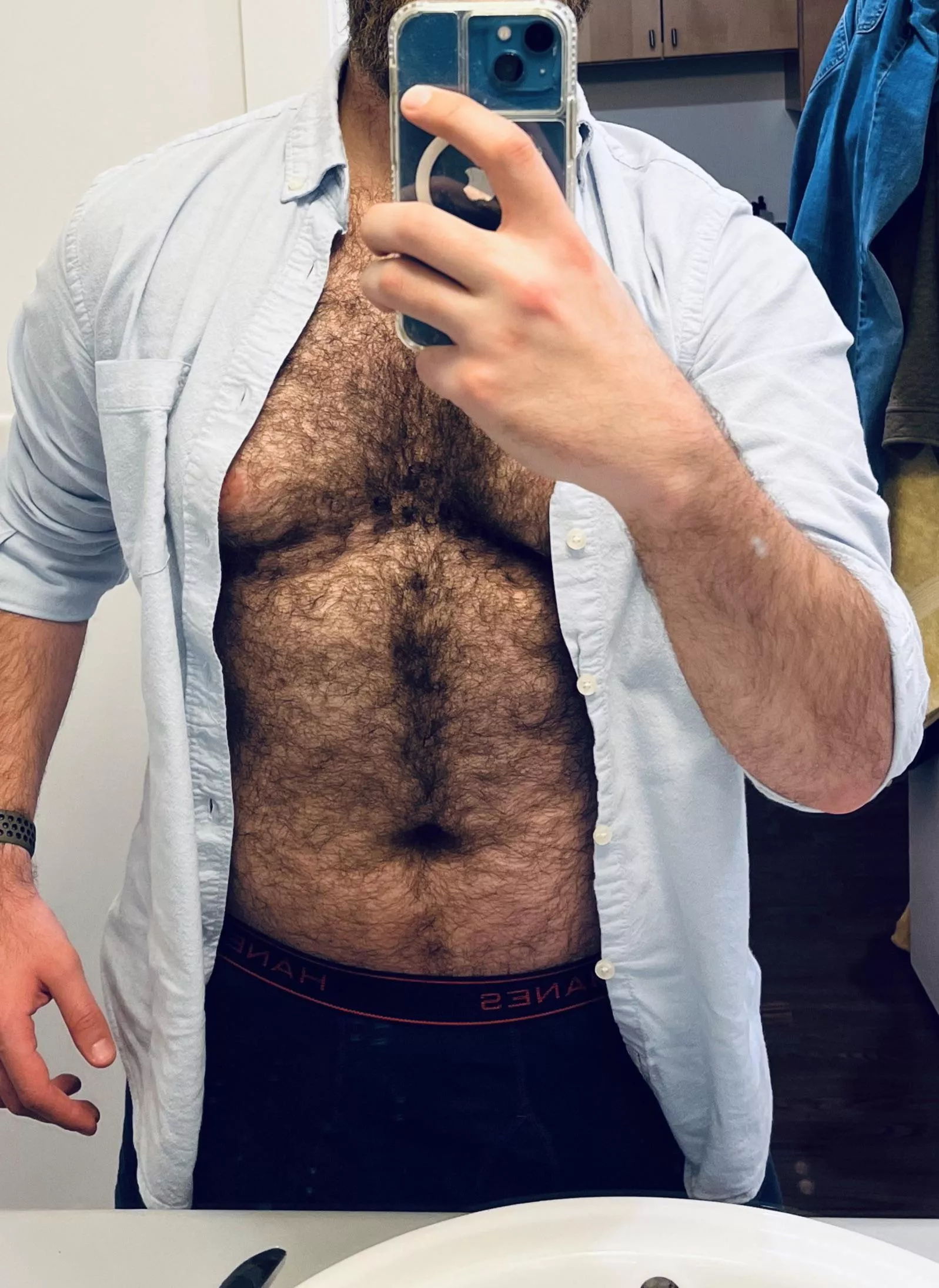 32 hairy daddy for 18-22 athletic boys. Must share face pic. @chris_rivers136