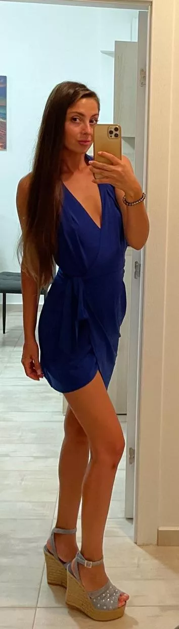 Beauty. Class. Style. Elizabeth.