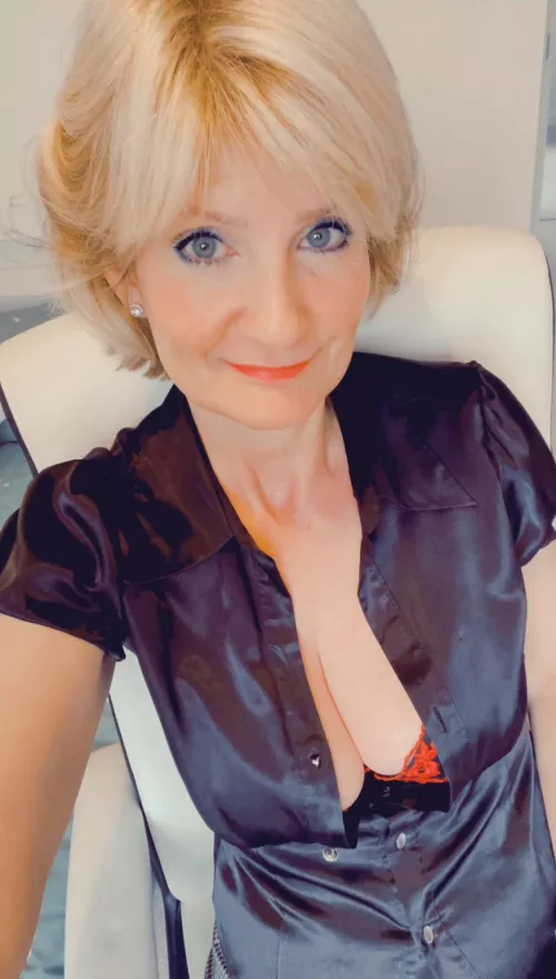 Blondes DO have more fun! Hehe!