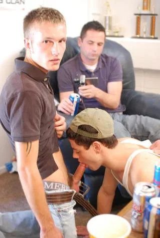 Bro is thinking 🤔 