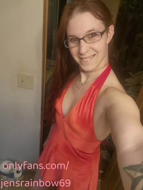 Can I send you nude pics? Let's chat!! 