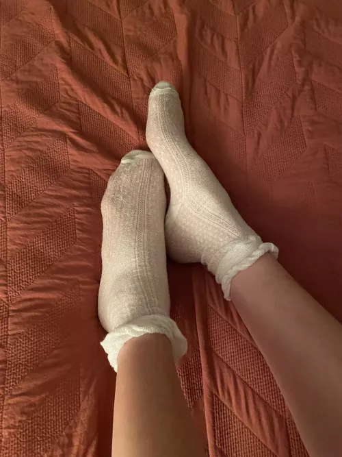 Clean or sweaty? (F)