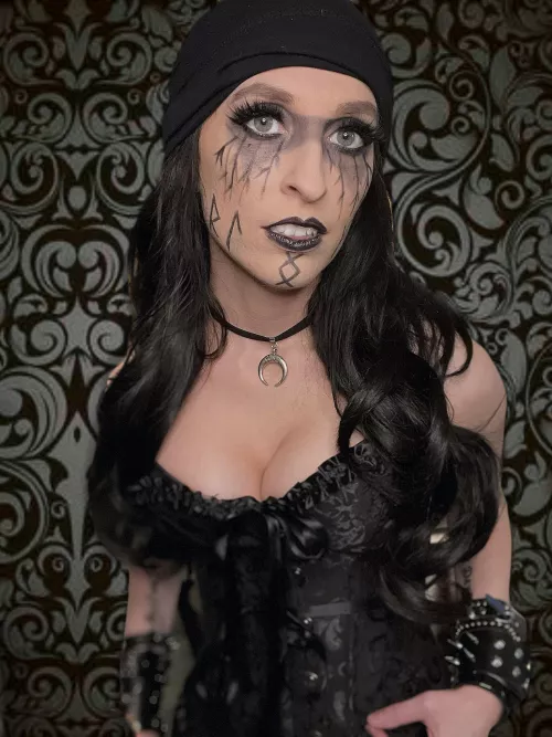 Emo pirate cosplay! 🖤🏴‍☠️💀