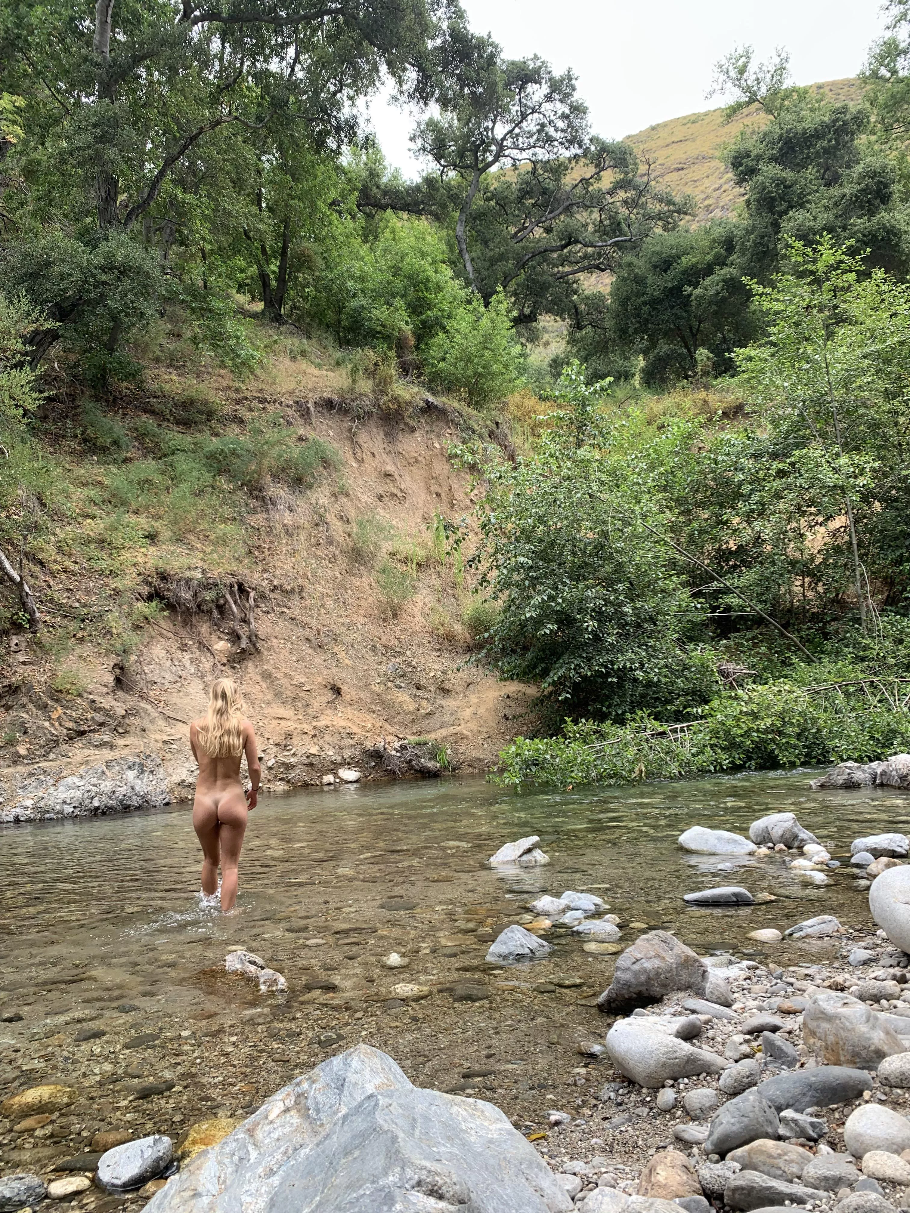 Going to the river is always more fun naked