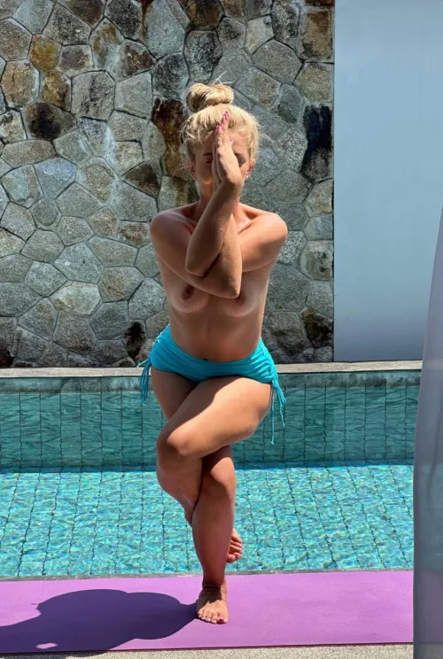 I am very flexible and not only in training