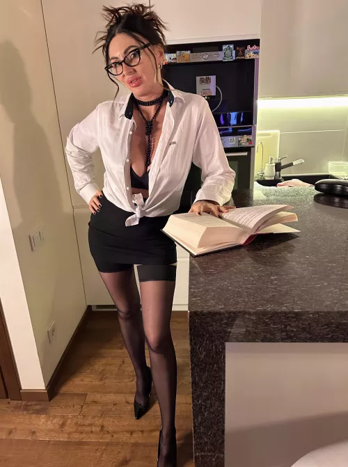 I didn't get to be a good girl, but I did get to be a beautiful bad and sexy bitch