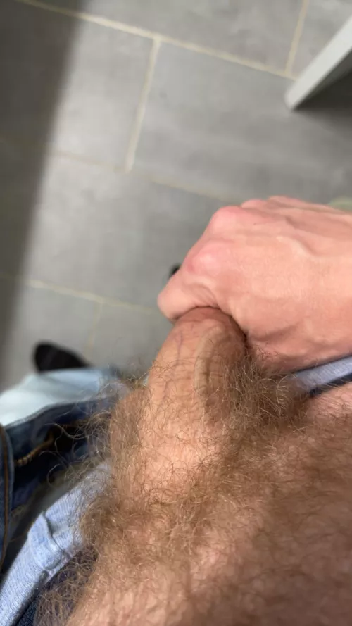 I like that tight grip😈