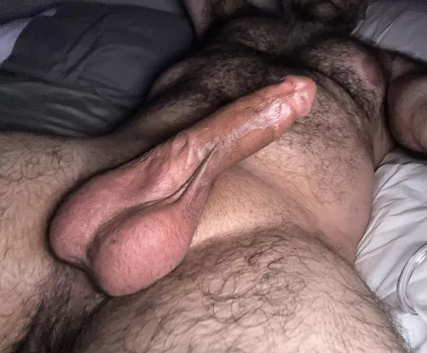 I turn 35 today 🙈who wants to celebrate with the b-day boy?!