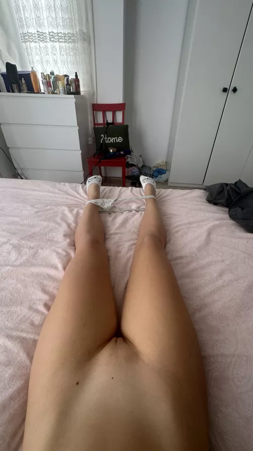 I woke up in the morning without panties