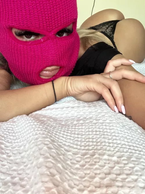 if you like petite girls, take me