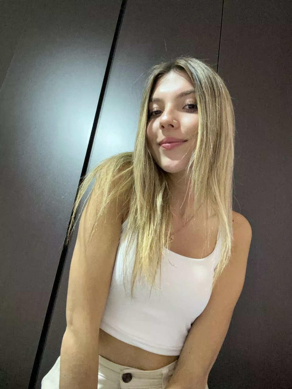 I'm definitely a crop top kind of girl