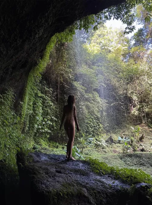 It is enough to make a cat laugh