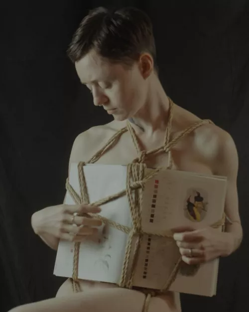 just a boi who got all tied up and made into art 📖 