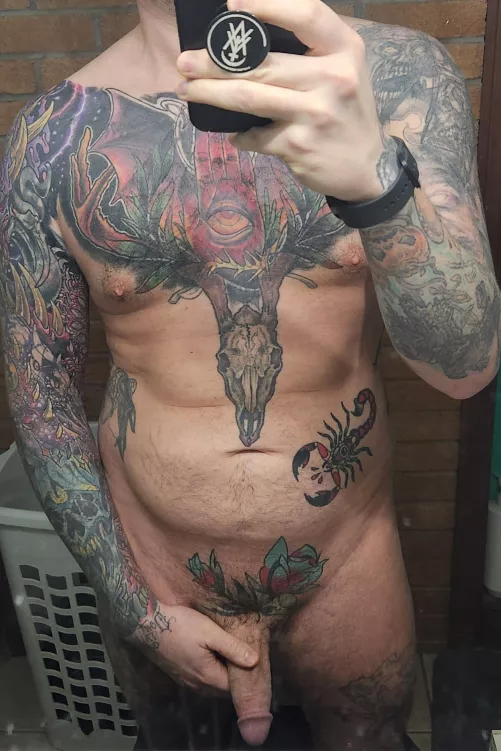 Just hangin around.. 