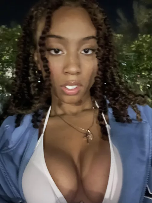 Let’s go to the beach, beach let’s go get a wave