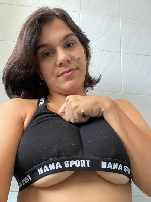 Mommy is ready to meet you, say hello