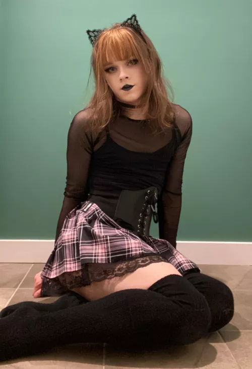 Rare picture of me with my real hair :3