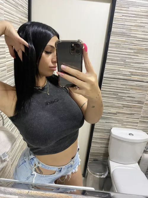 Should I reveal more or is it enough? Lmk