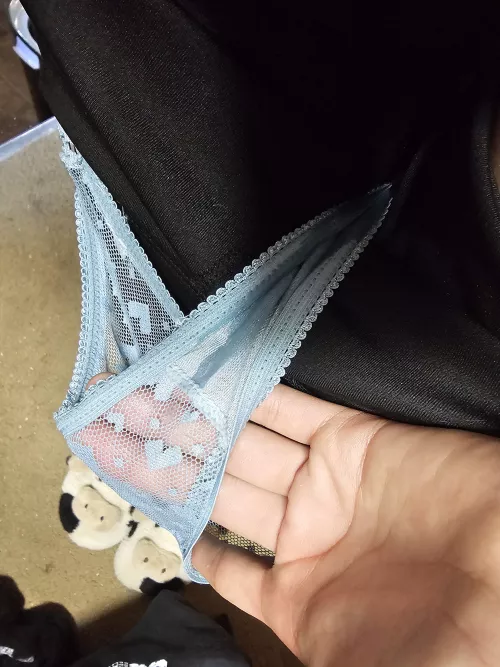 Soaked panties after reading 😇