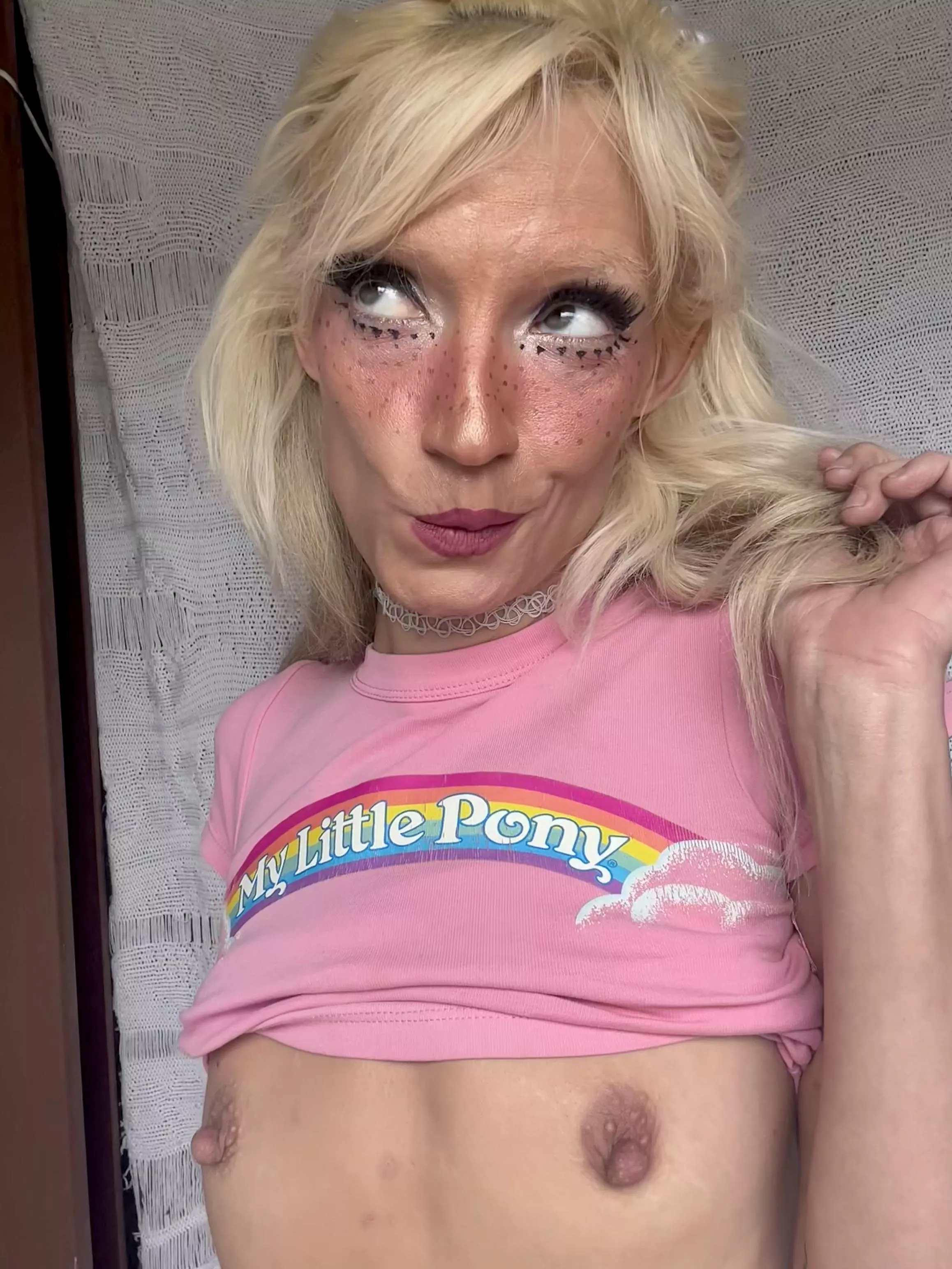 The perfect size titties 🩷🦄