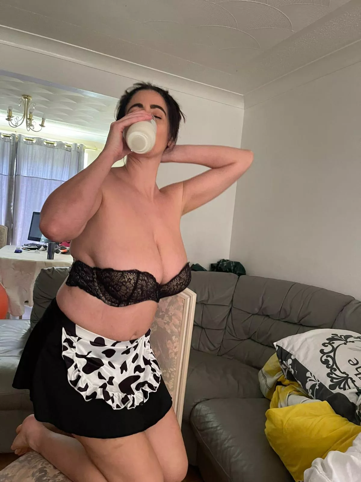 These 42 year old boobs need a massage. Any volunteers?