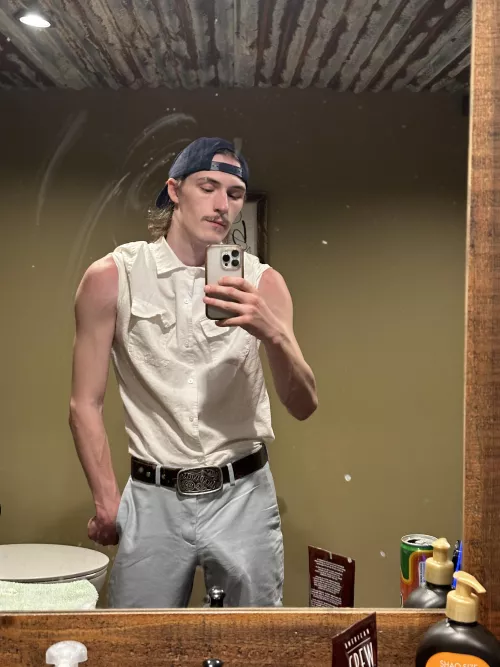 Too much outline for a wedding?