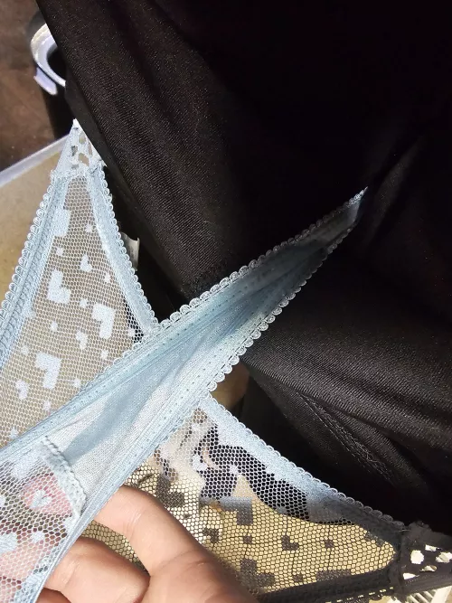 Wet little pussy 😇