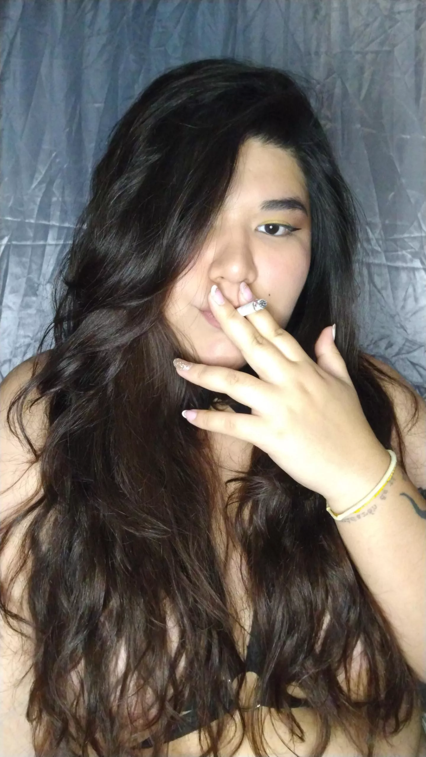 What's your favourite thing to do when relaxing? Mine's smoking and fucking 🫦