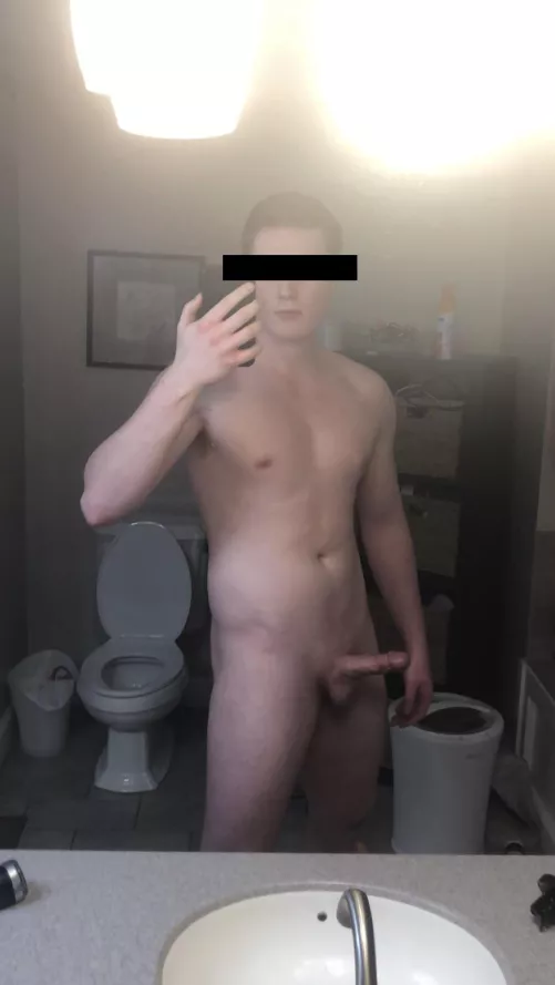 Who wants a super tall, super handsome roommate?