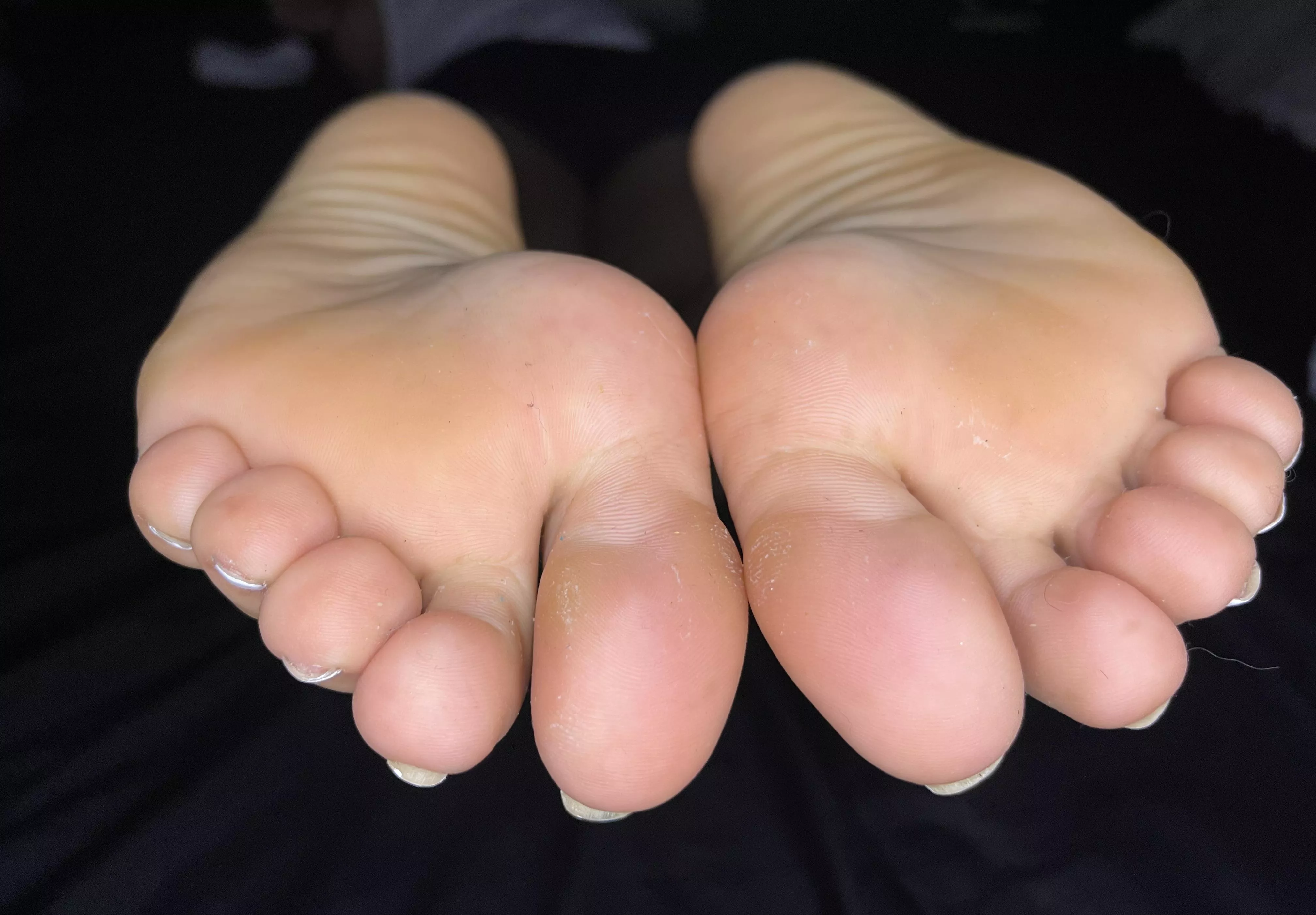 Yummy toes