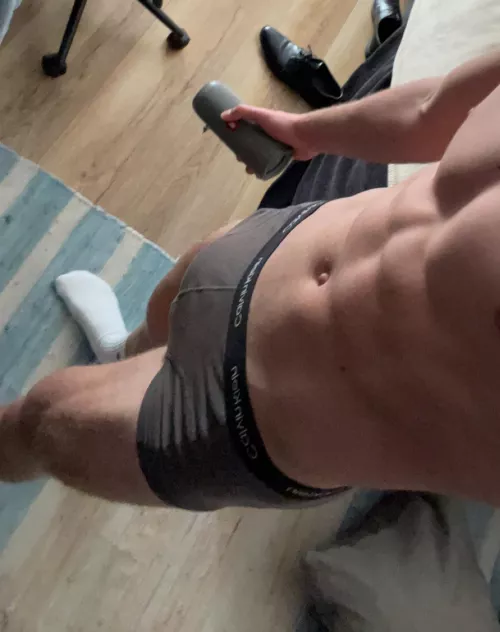 19 fit hung - fit / hung guys add me jboy200415