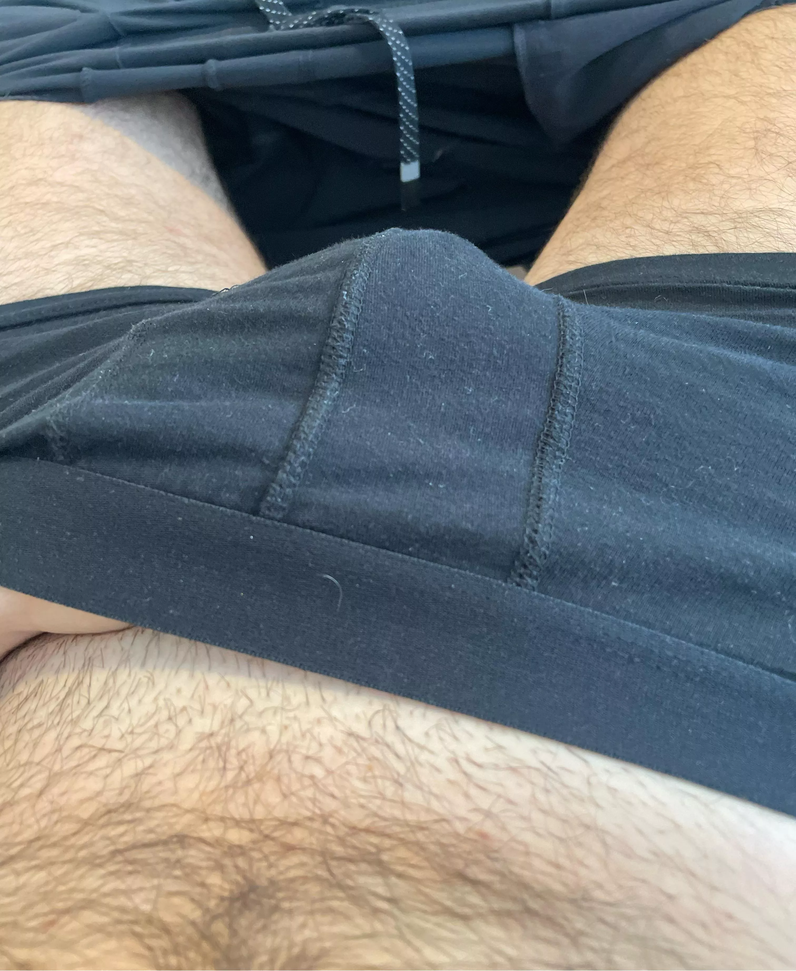 29 hung curious lad looking to explore: a-cold0042