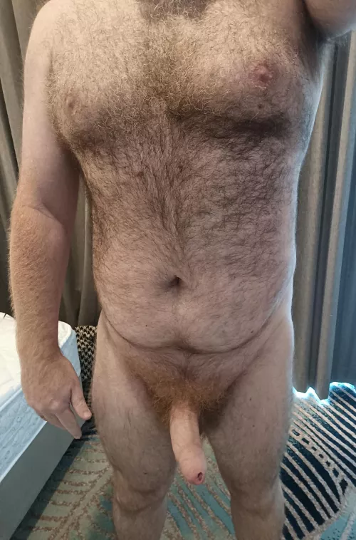 (38) Still alone in this hotel room 