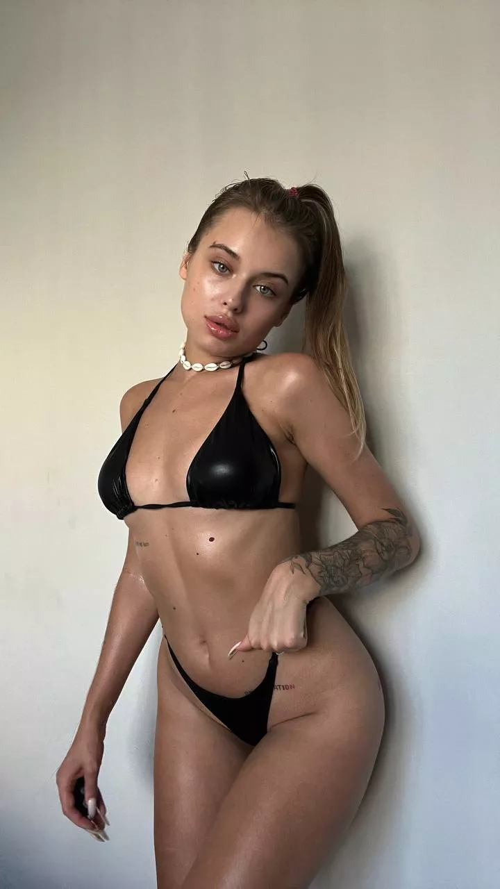 A 19 year old college girl bought a swimsuit for the beach, rate it from 1 to 10.