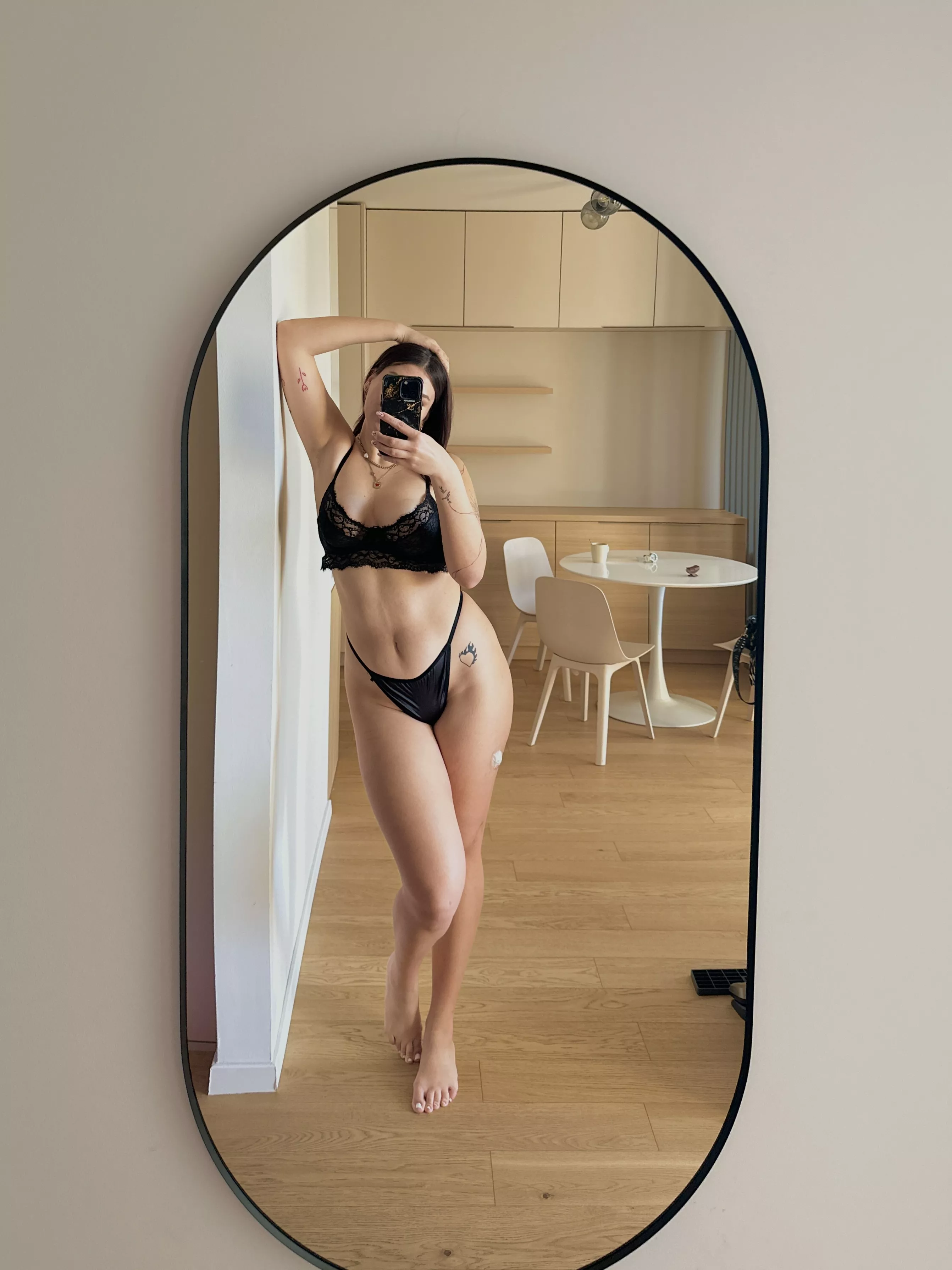 A mirror never lies 😏 💙