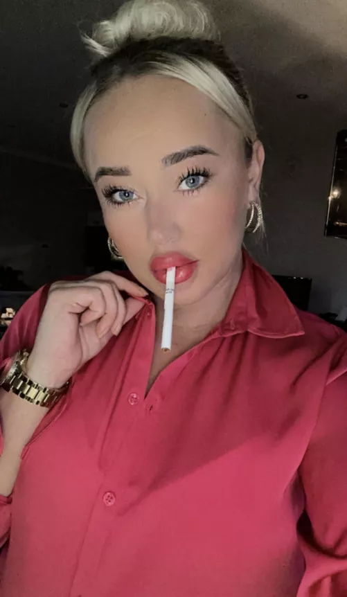 a simple dangle 🎀🩷