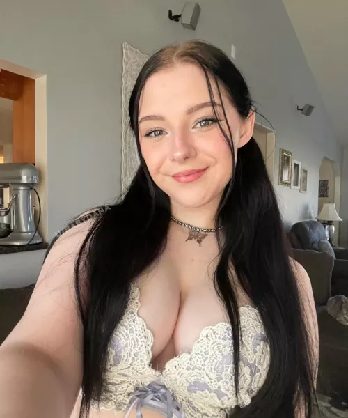 all smiles here :) [F21]