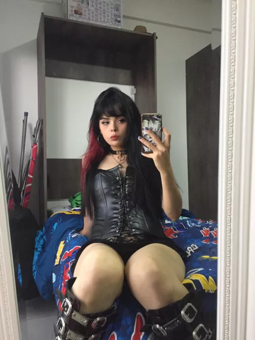 Anyone ask for a metal girlfriend? 🖤