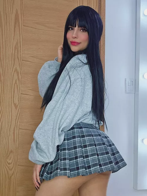 are u approaching me or are u too shy to talk to naughty short girl like me?