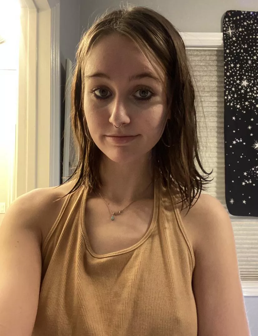 Are you into short haired girls 