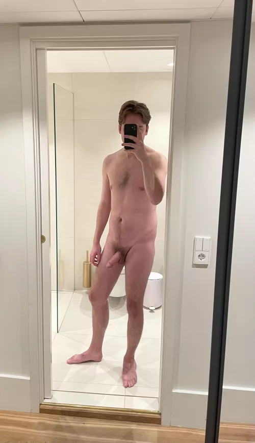 Be honest, would you sneak a peek in the locker room, bro? (30)