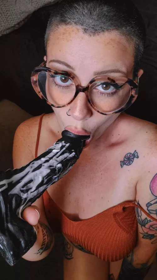 Can I look at you like this? 