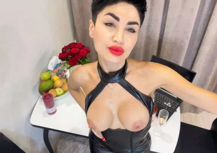 Cute sexy selfie for my daddy