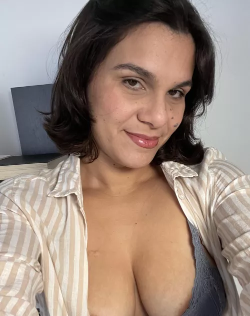 Definitely love the vibe of men older than me